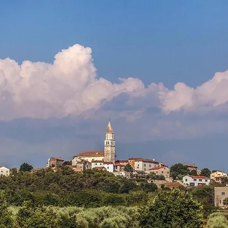 Cassa Antica With Outdoor Pool, Near Porec بيت للعطل