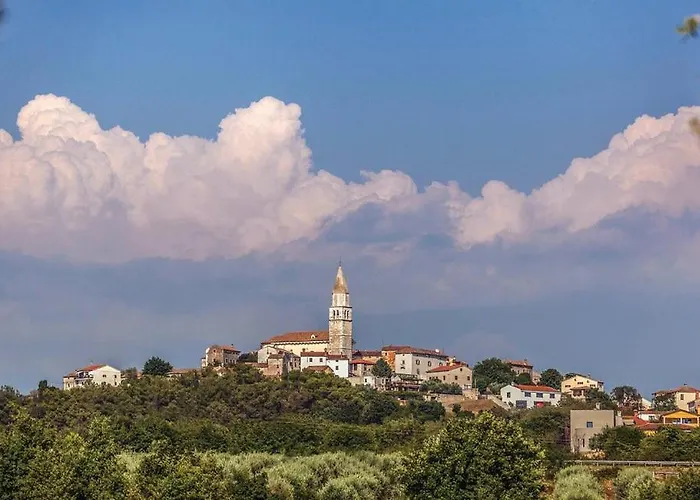 Cassa Antica With Outdoor Pool, Near Porec بيت للعطل