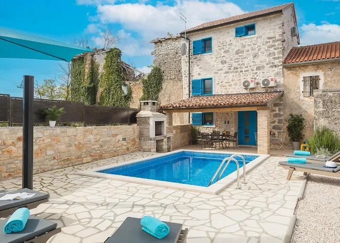 Cassa Antica With Outdoor Pool, Near Porec * Rapavel